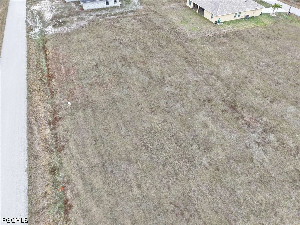 3915 NW 38th Lane