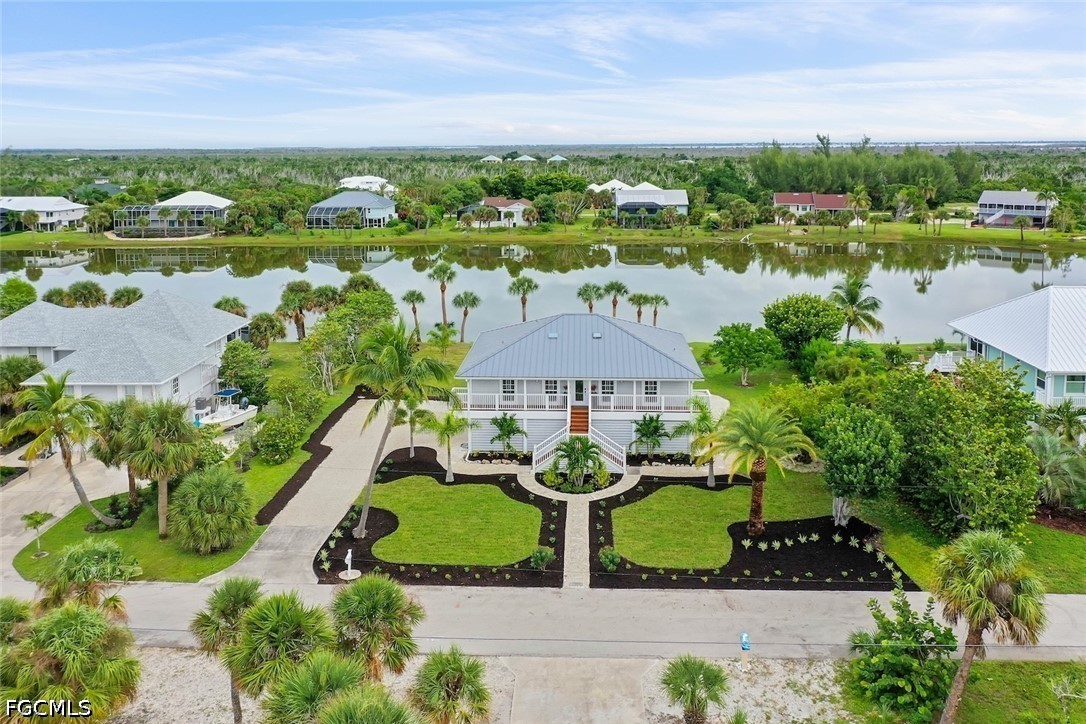 3168  Twin Lakes Lane