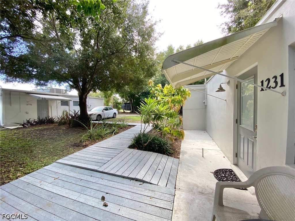 1231/1233  Lamar Road