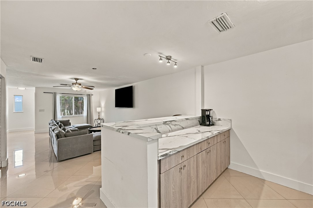 5204 Coronado Parkway, Apt A