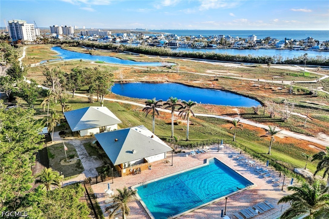 4223 Bay Beach Lane, Apt 2D