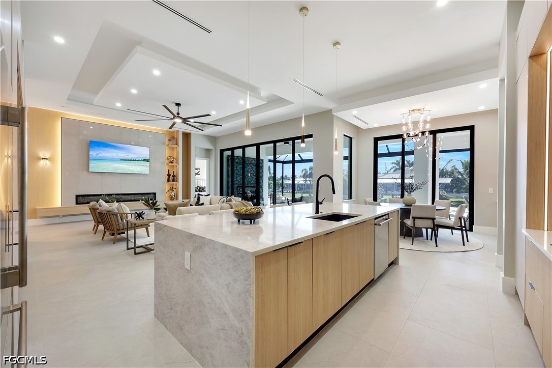 5230  Tamiami Court