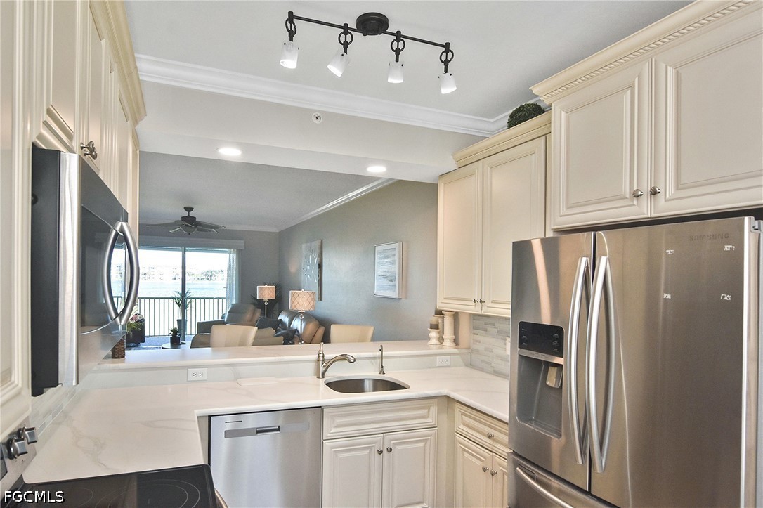 10450  Washingtonia Palm Way, Apt 1425