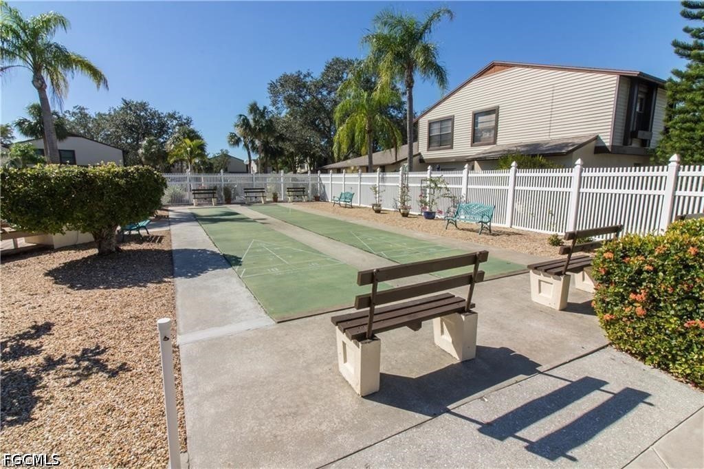 631 SE 12th Avenue, Apt 98
