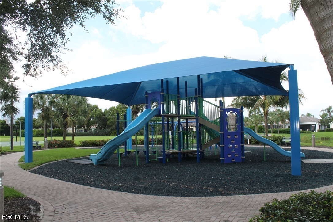 2736 Lambay Court