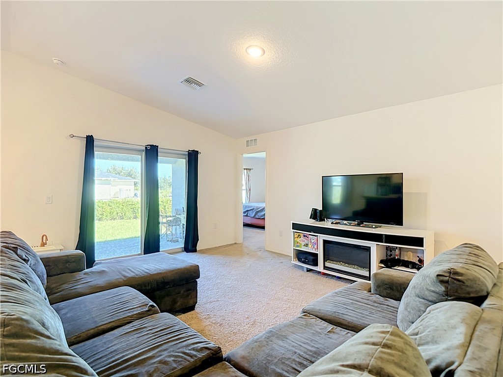2608 71 st W Drive