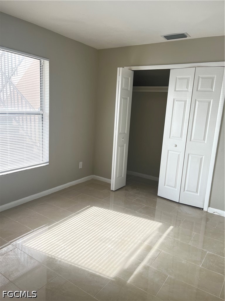 2826 SE Santa Barbara Place, Apt 102