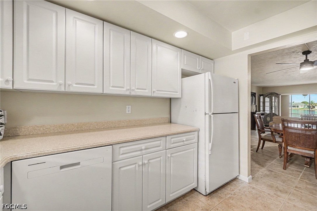 4622 SW Santa Barbara Place, Apt 111