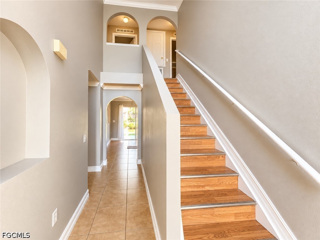 1225 NE 10th Street