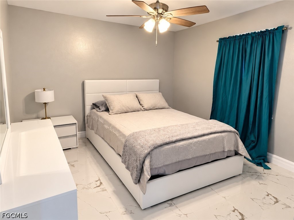 2512 NW 15th Place