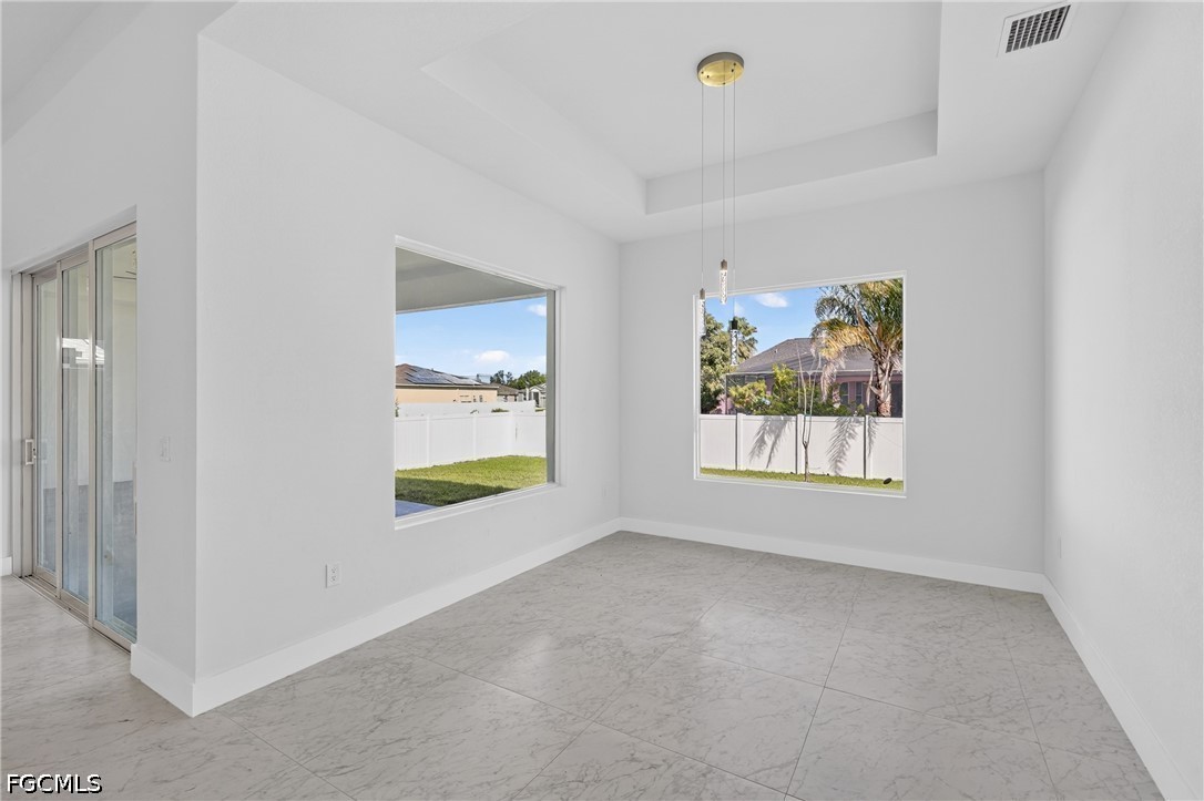 407 SW 29th Place