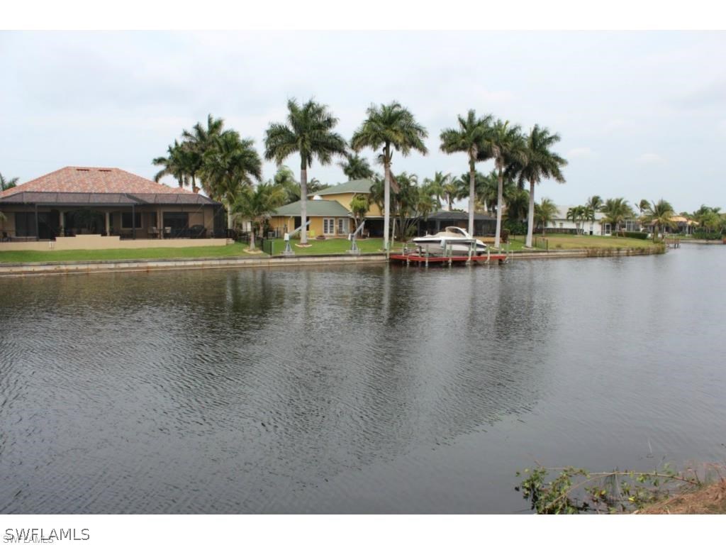5416 SW 16th Place