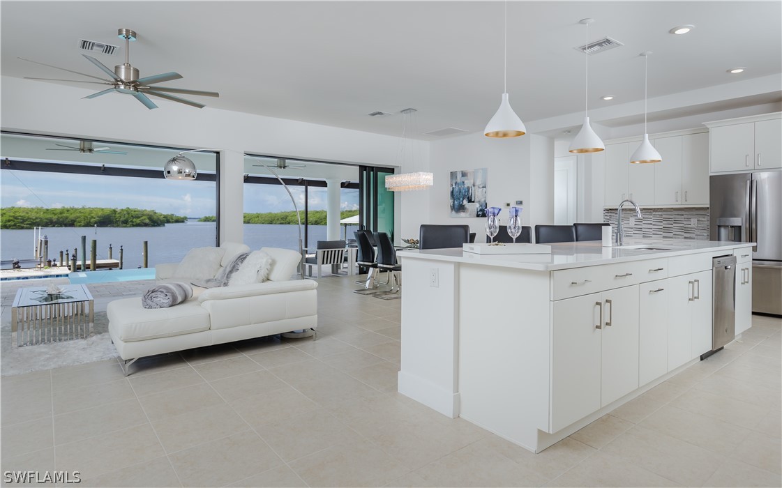 3709  San Carlos Drive