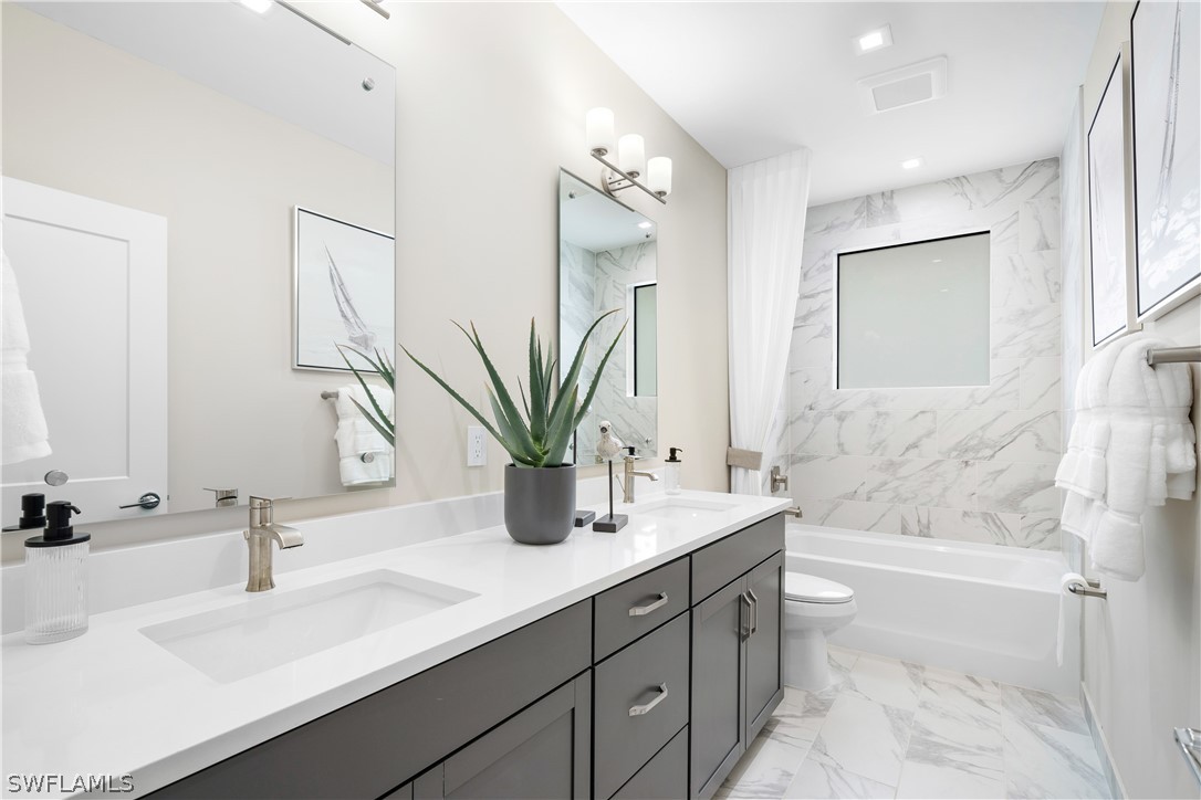 13068  Georges Cay Place