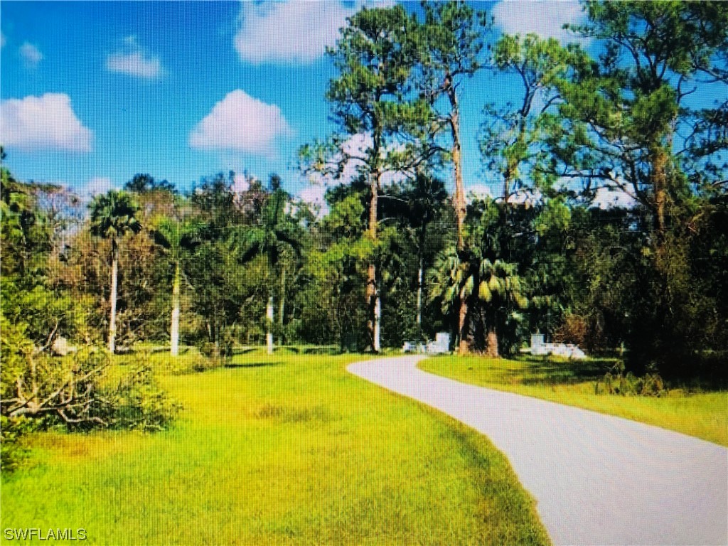   N RIVER ROAD