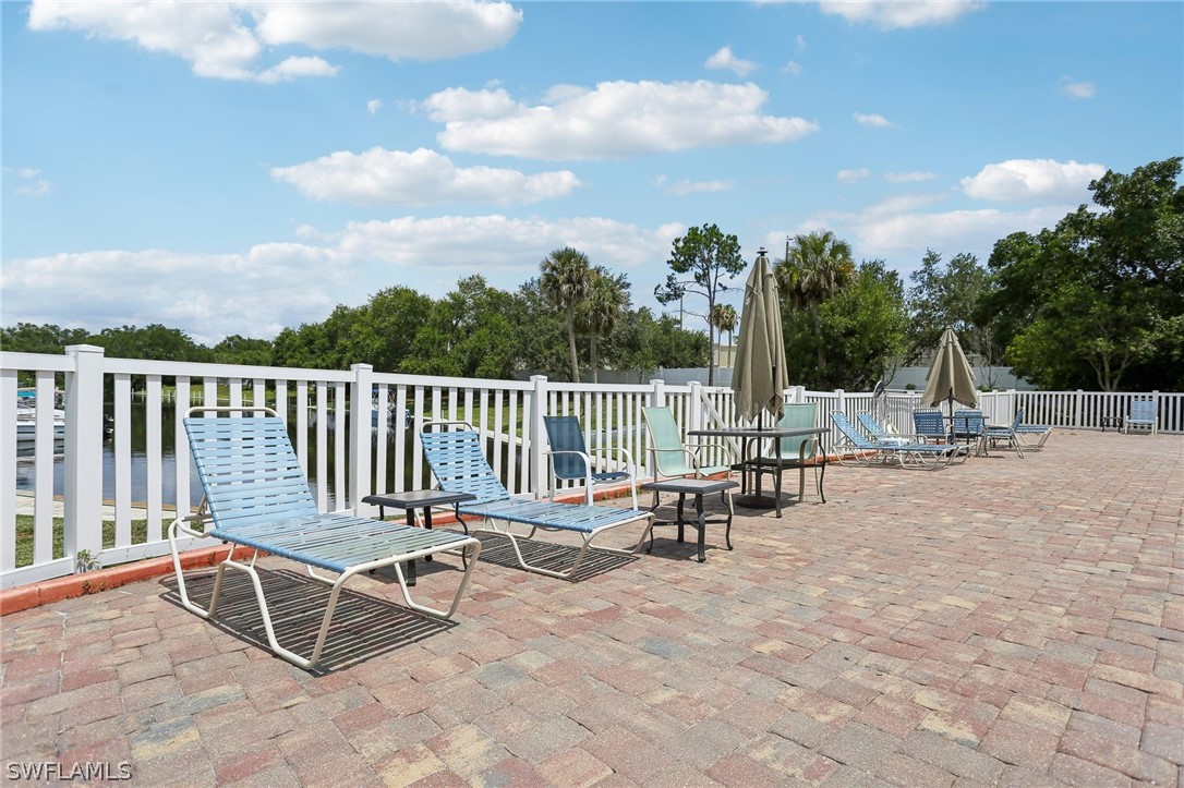 1512 Tropic Terrace