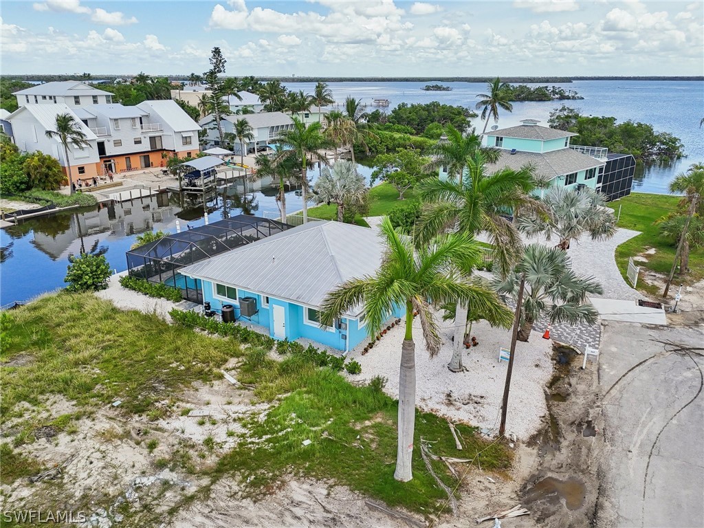 267  Flamingo Street