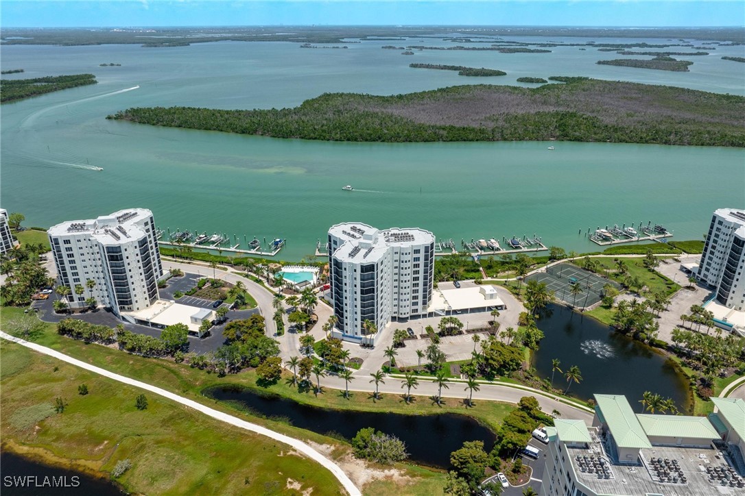 4191  Bay Beach Lane, Apt 253