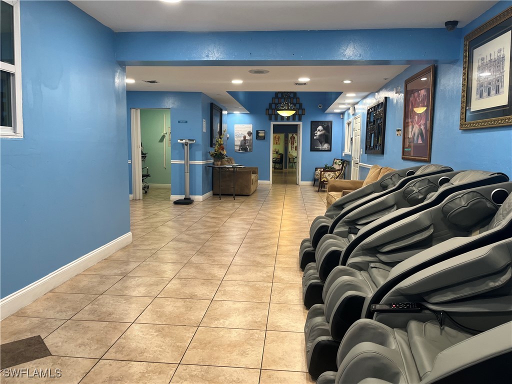 3822 Broadway