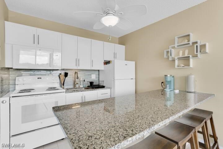 7360 Estero Boulevard, Apt 302