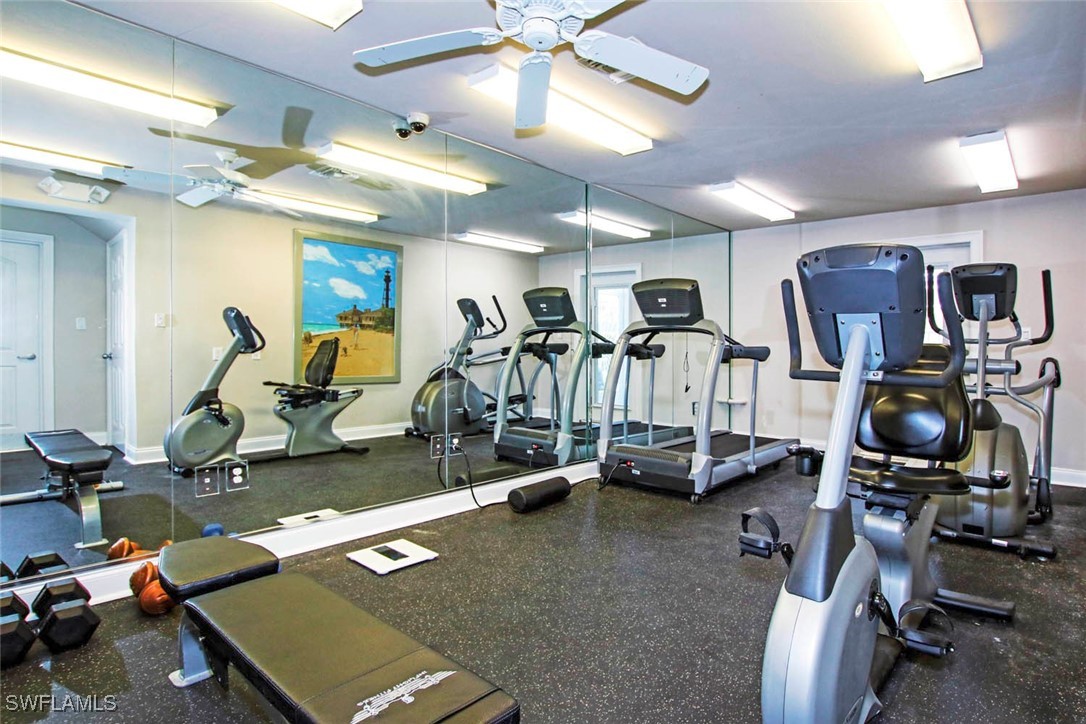 827 E Gulf Drive, Apt M4
