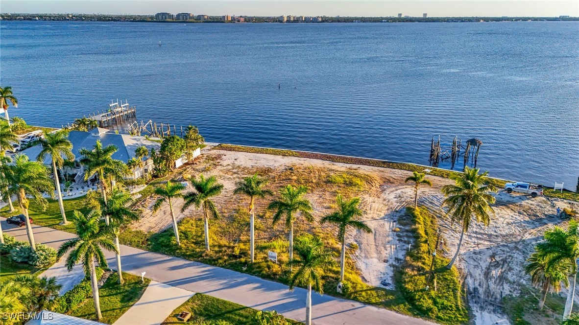 648  Coral Drive