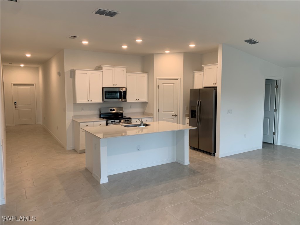 1012 NE 32nd Lane