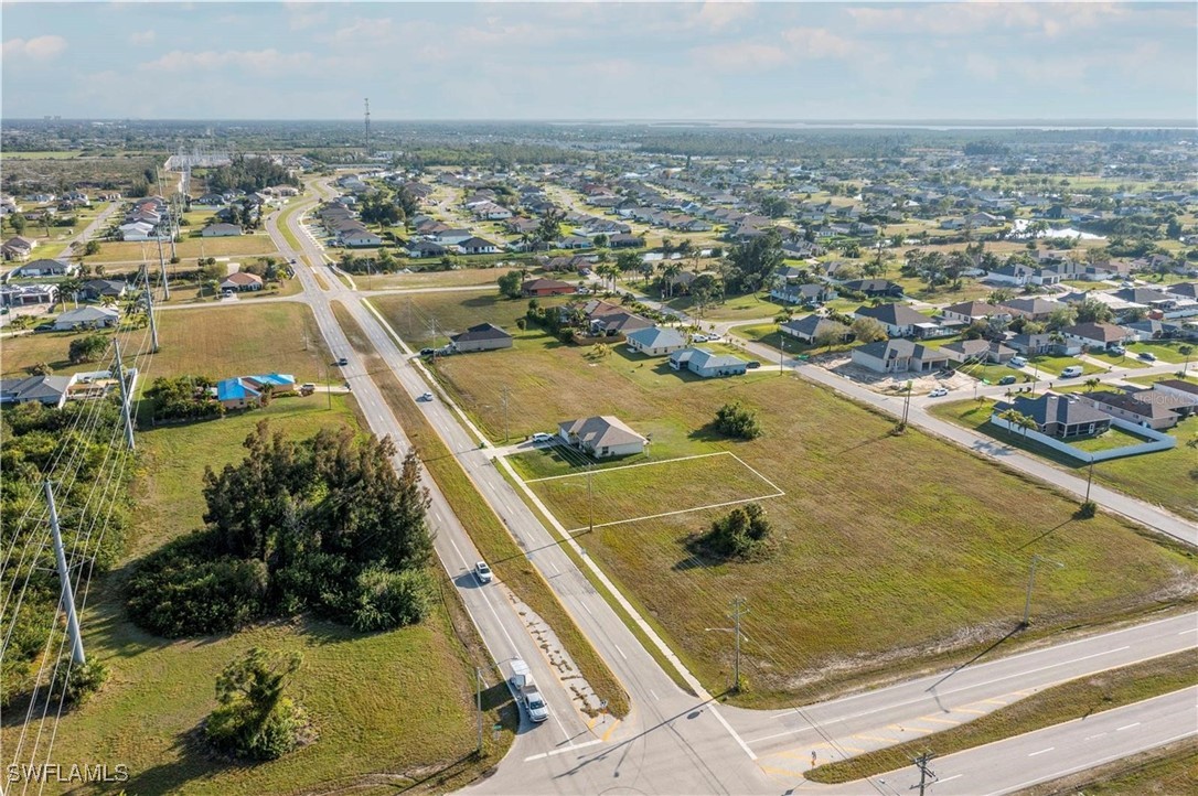 10  El Dorado Boulevard
