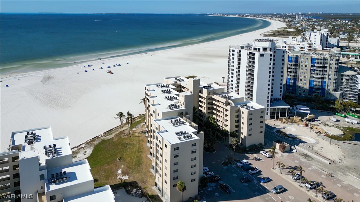 6662 Estero Boulevard, Apt 411
