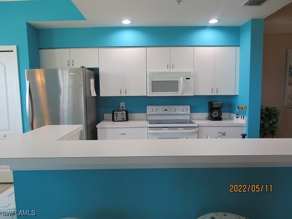 8076 Queen Palm Lane, Apt 413