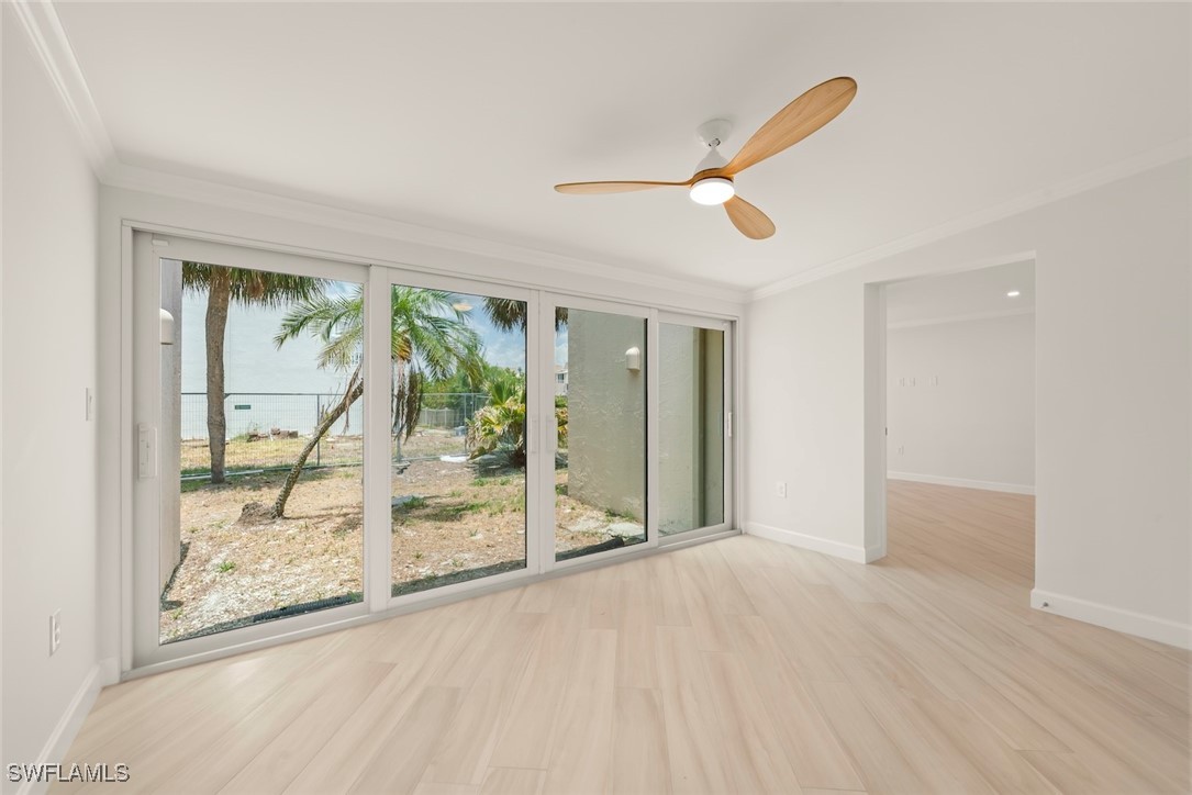 200 Periwinkle Way, Apt 111