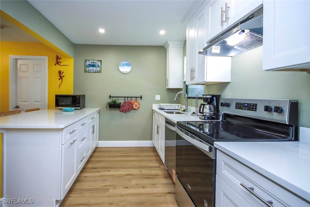 5117  Sea Bell Road, Apt B101