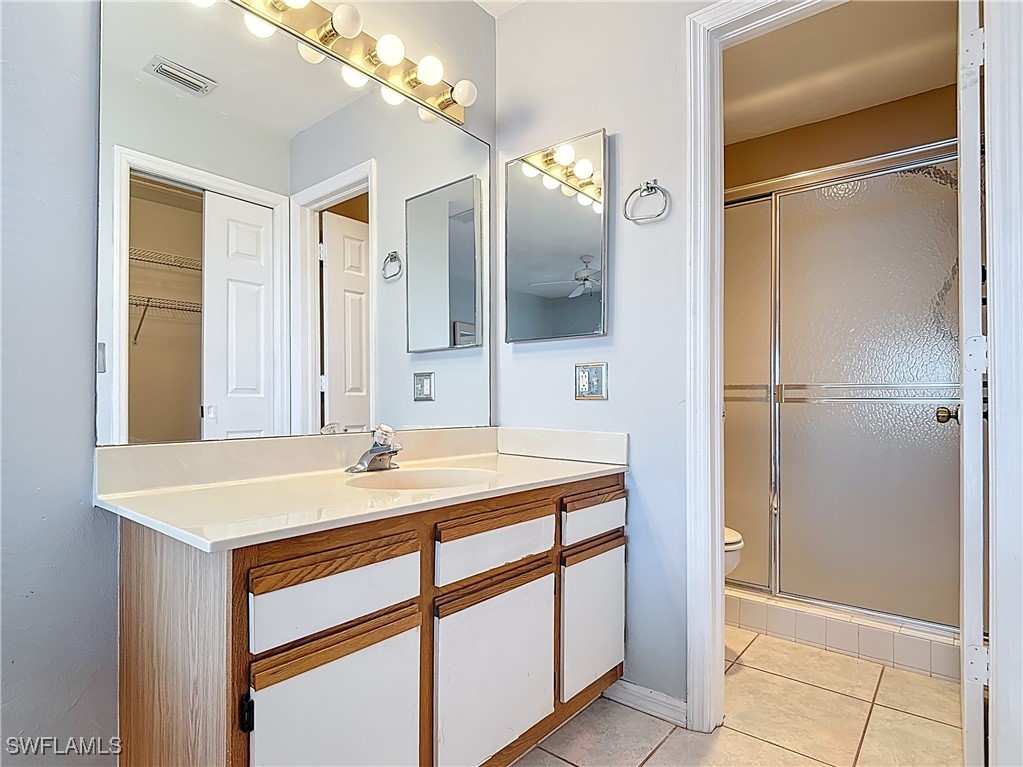 1025  Mainsail Drive, Apt 215