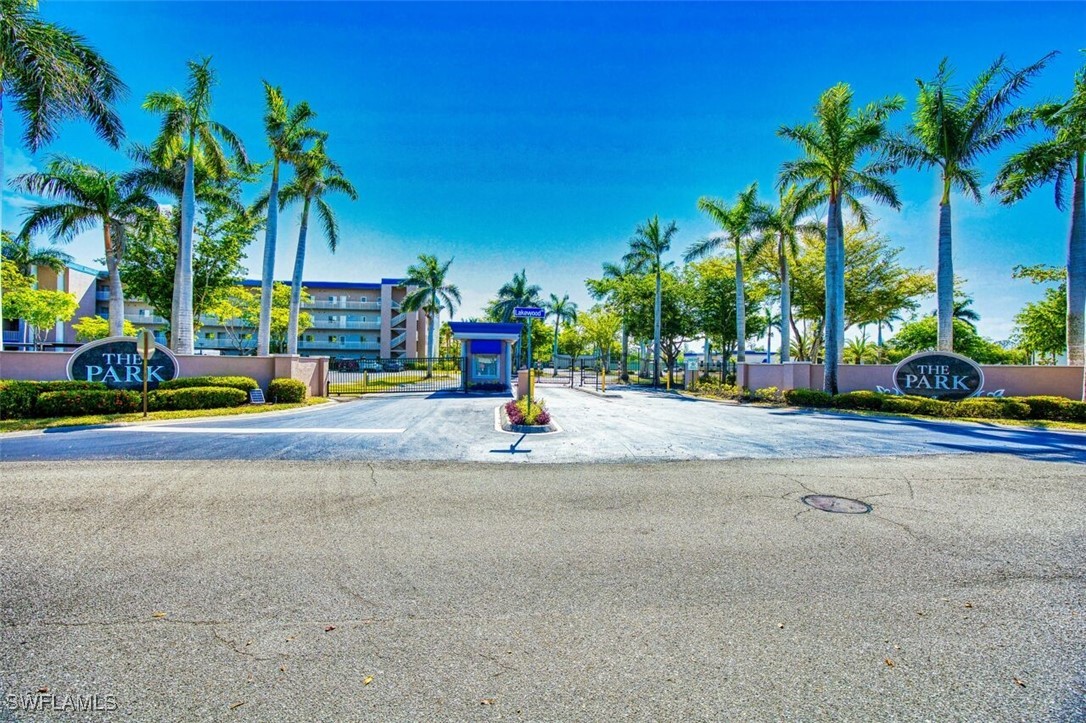 14801 Park Lake Drive, Apt 209
