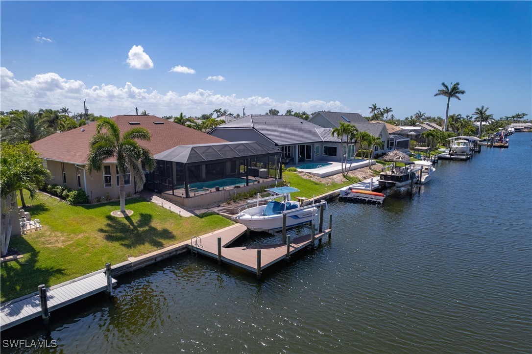 5228 SW 8th Court
