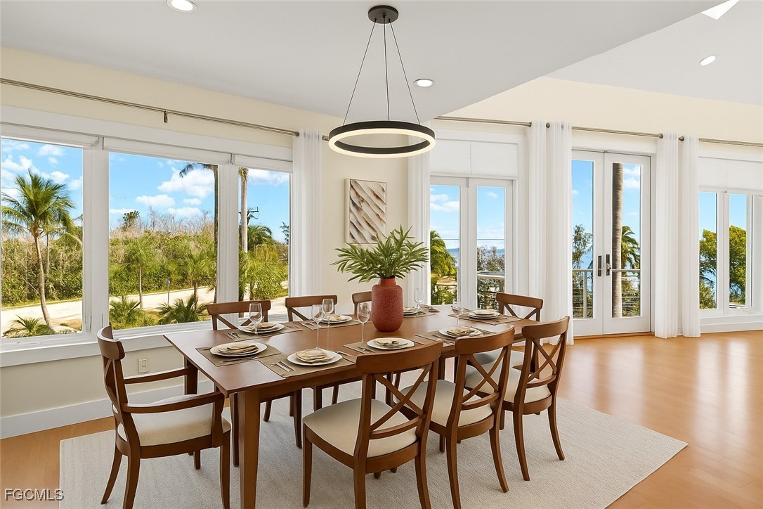 1581 San Carlos Bay Drive