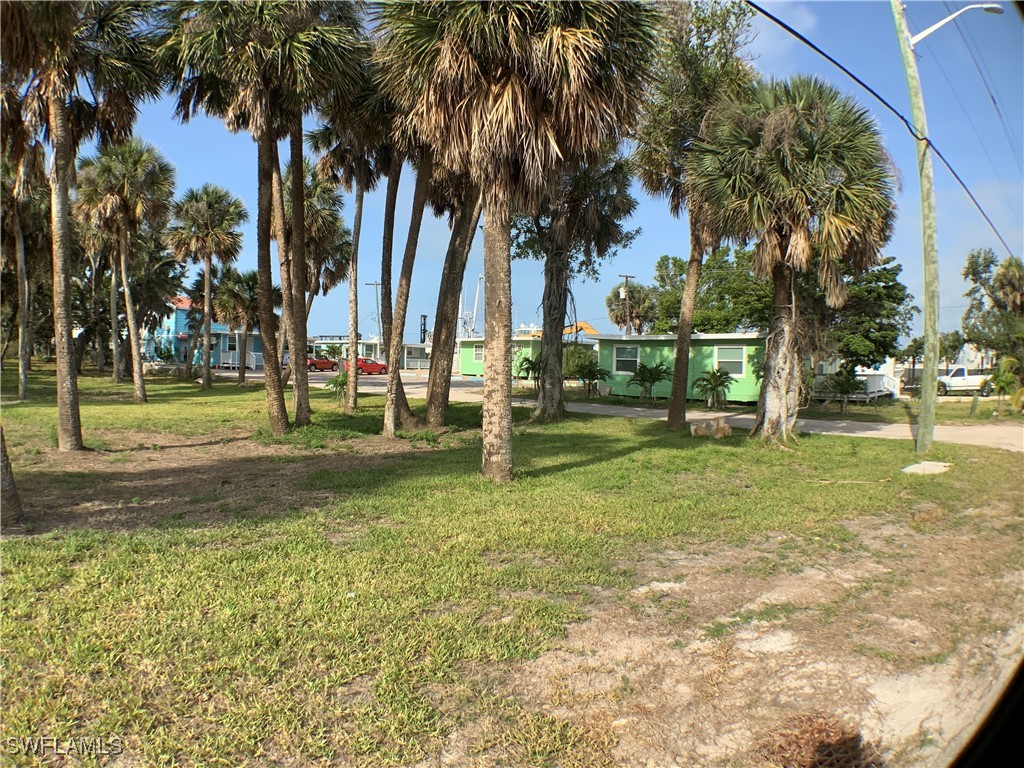 1180 Main Street, Apt 6