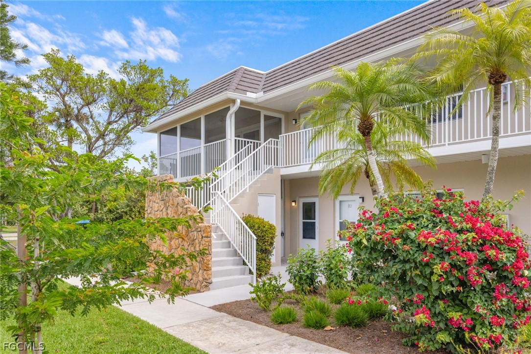 601 Periwinkle Way, Apt D1