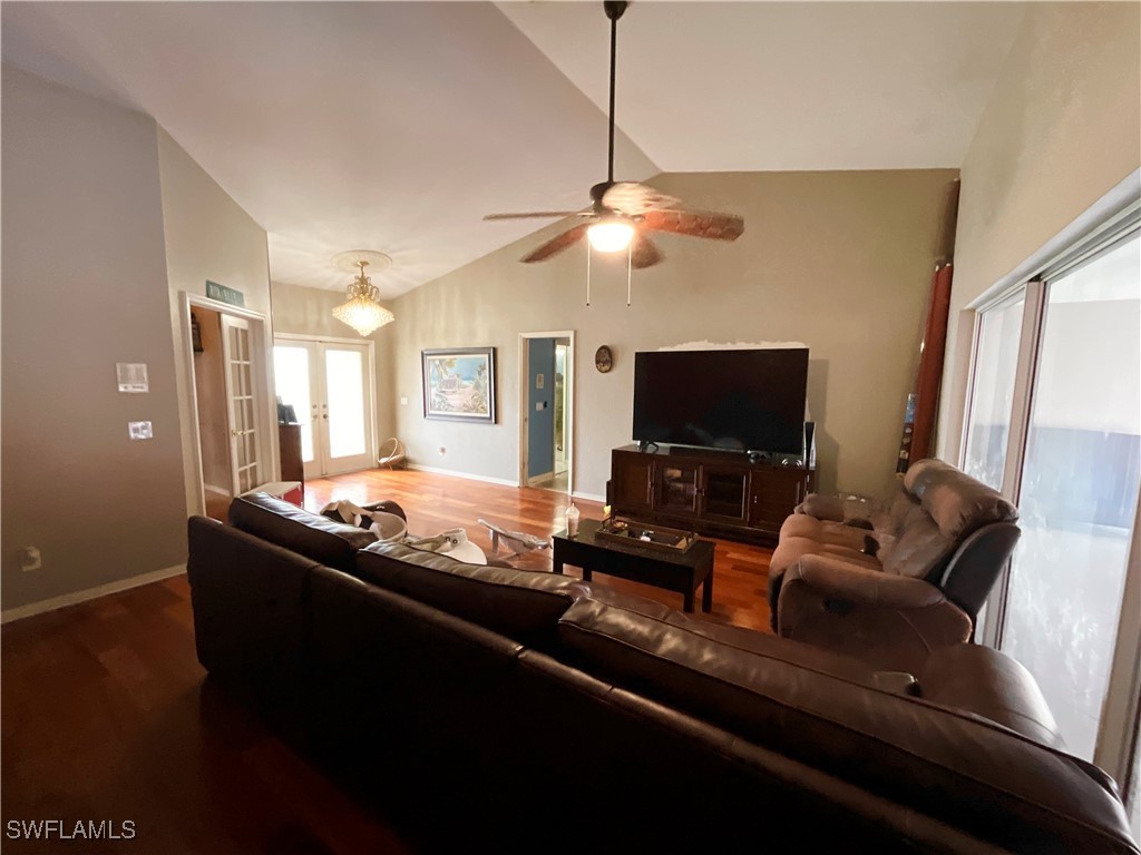 2117 SE 9th Terrace