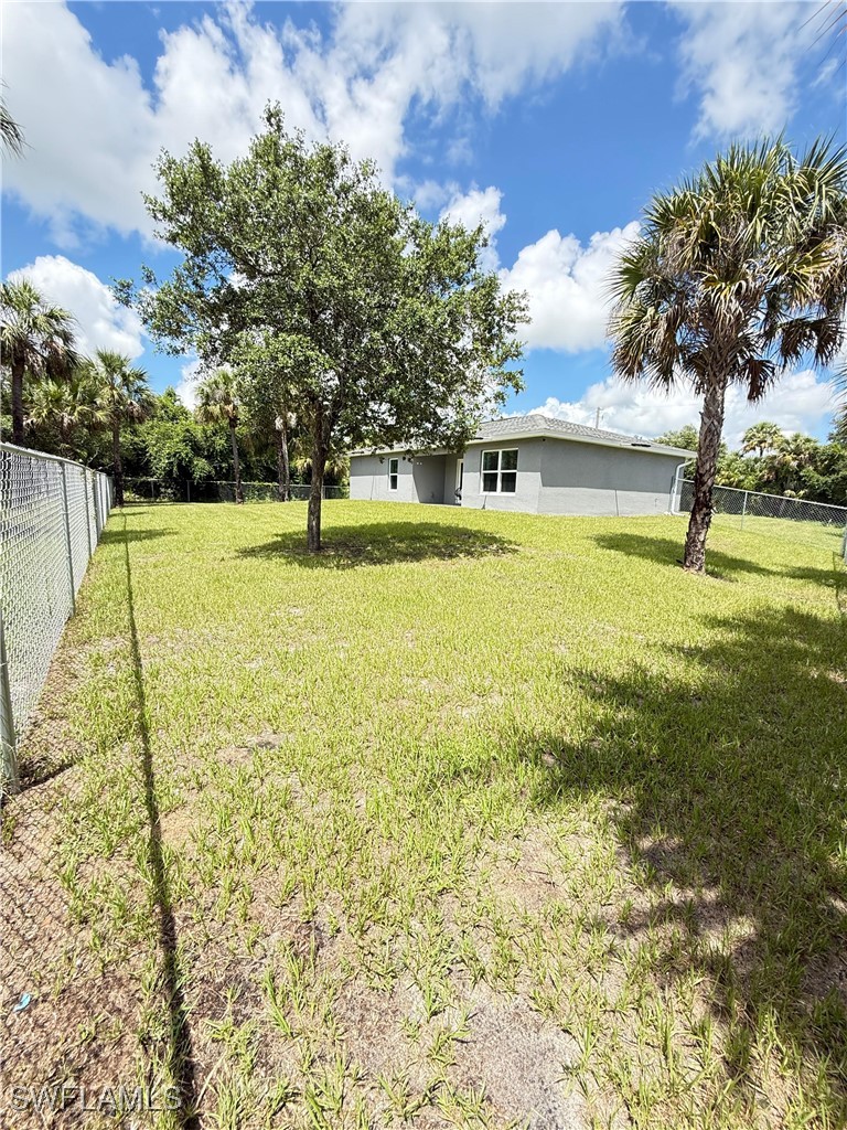 3006  Base Court