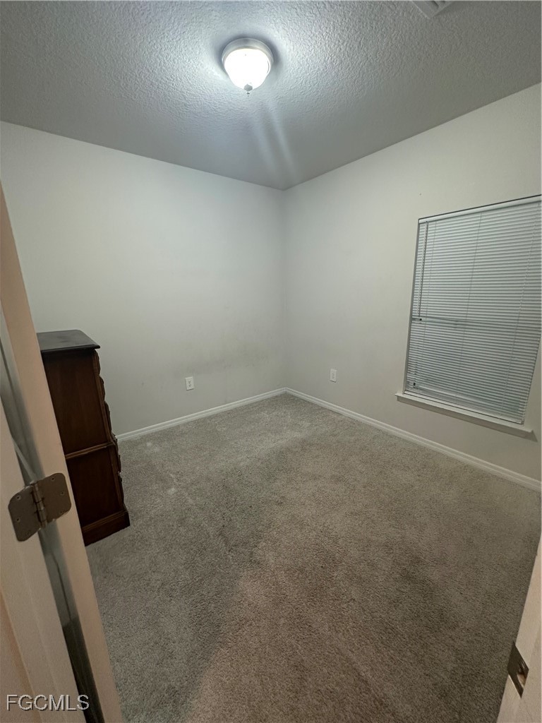 328  Jacaranda Parkway