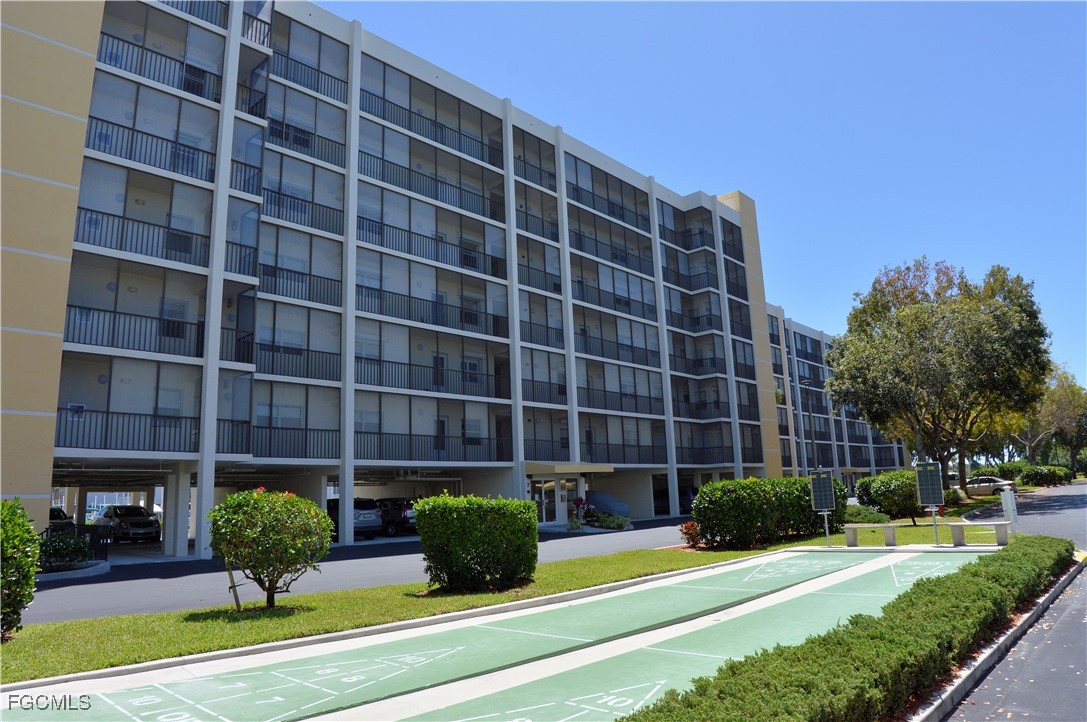 4401  Bay Beach Lane, Apt 833