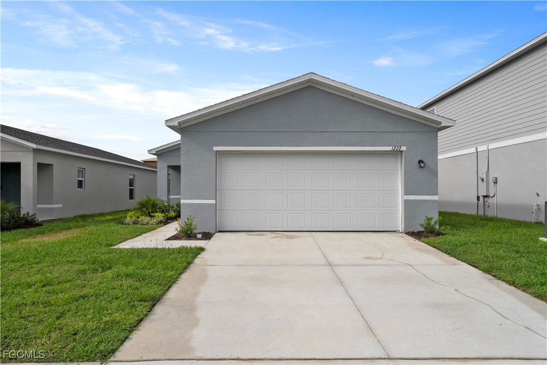 870  Friendship Circle