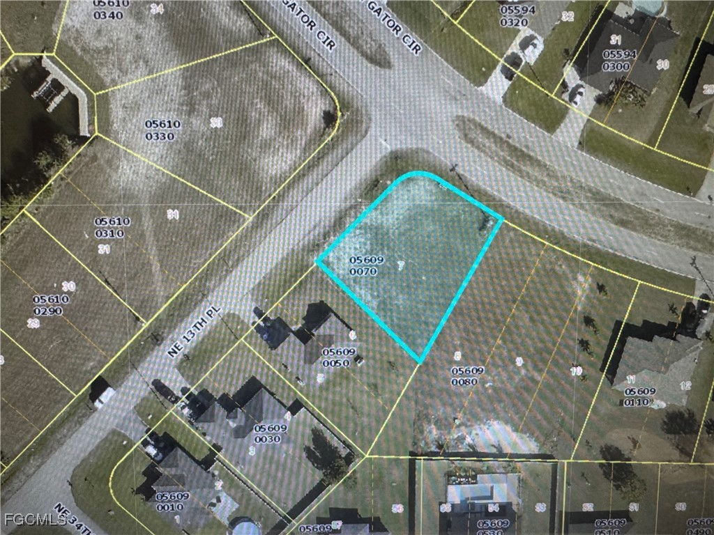 1318 S Gator Circle