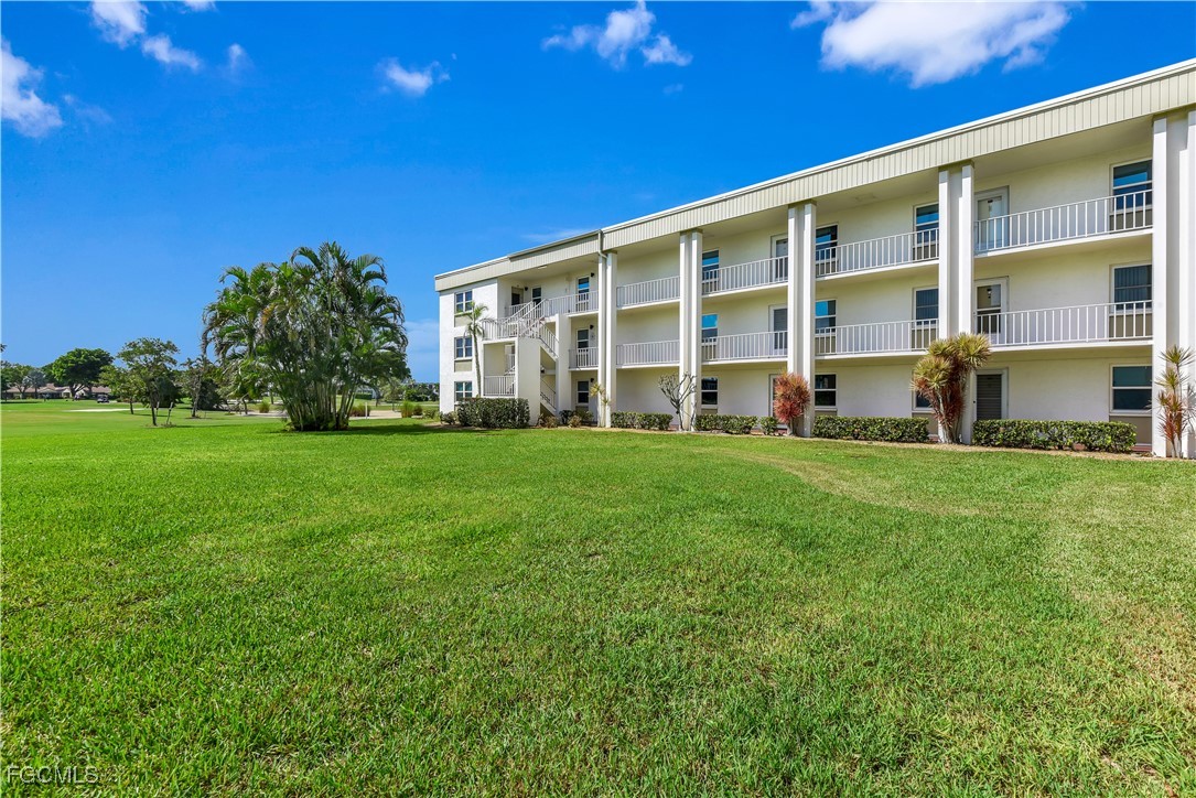 1624  Pine Valley Drive, Apt 115