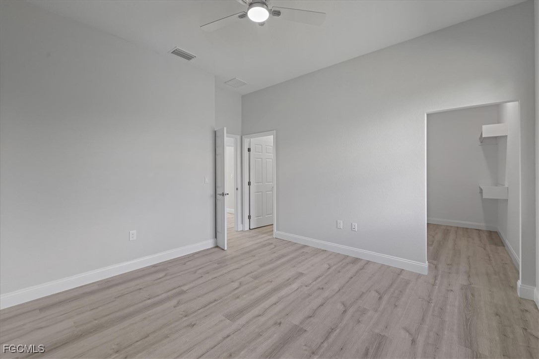 843  Theodore Vail Street