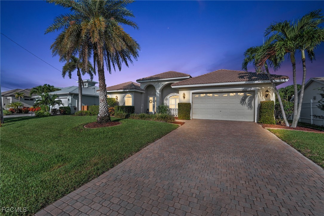 5212 SW 8th Court