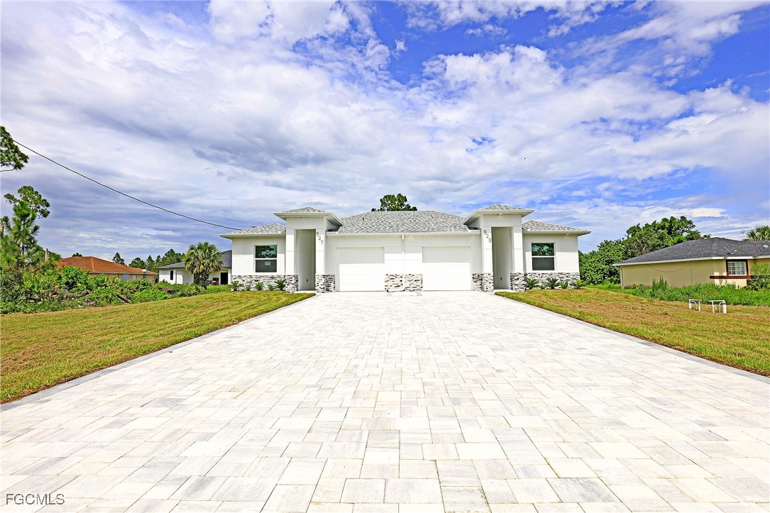 929  Eisenhower Boulevard