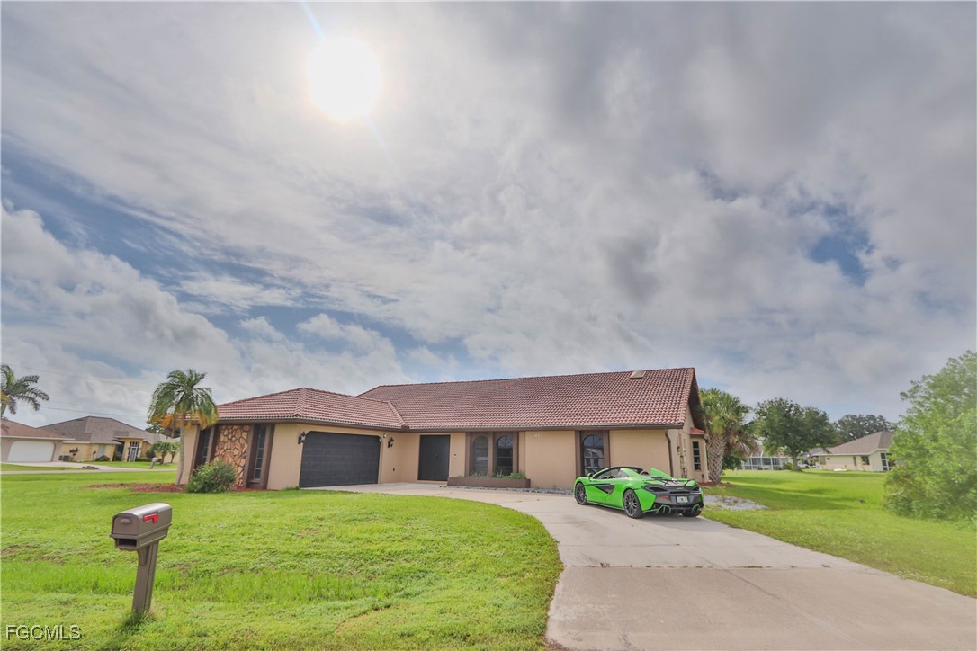 1438  Vermouth Lane