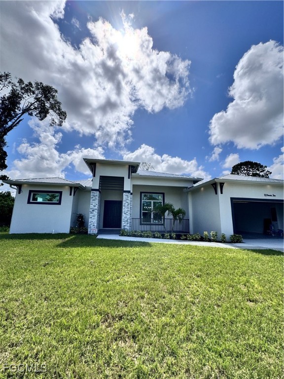 1022  Apple Avenue